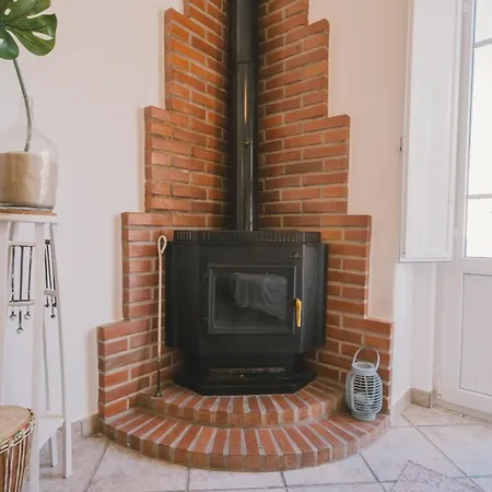 Dom wakacyjny 56 - Charming House In Peniche