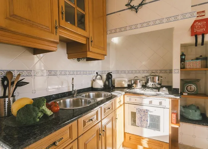 בית נופש 56 - Charming House In פניש