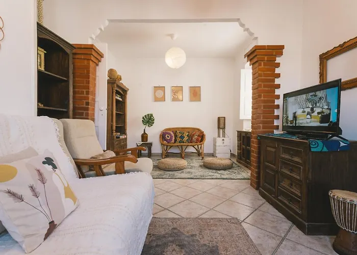 בית נופש 56 - Charming House In *